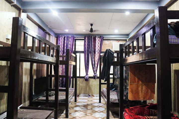 Room 12 of 49