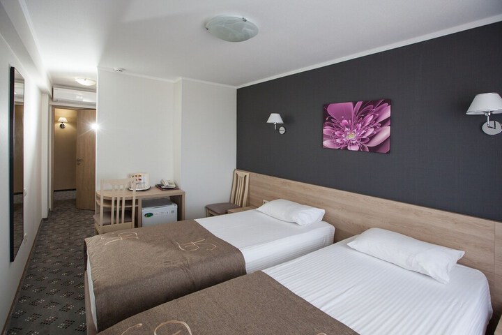 Room 14 of 43