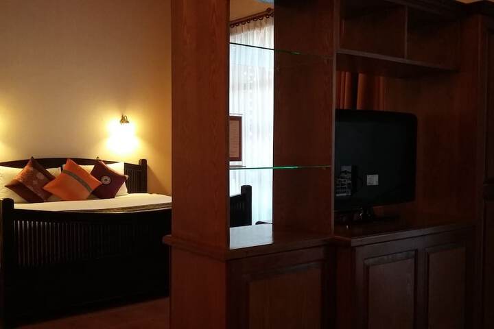 Room 73 of 133