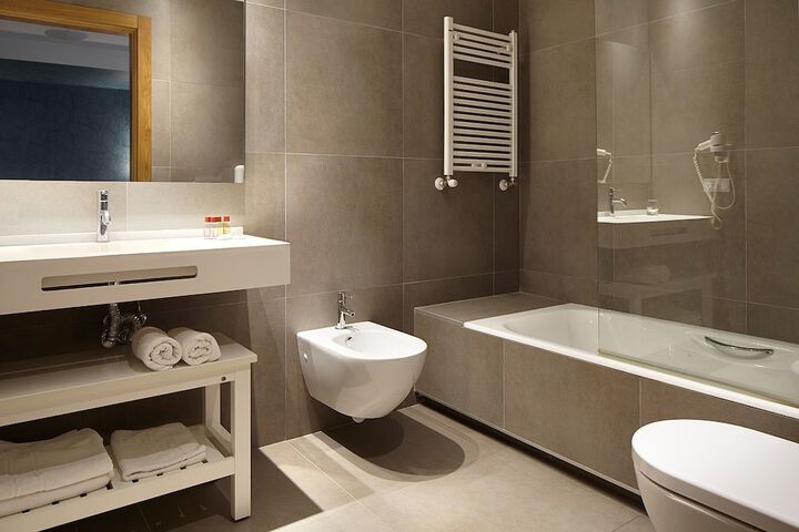 Bath Photo