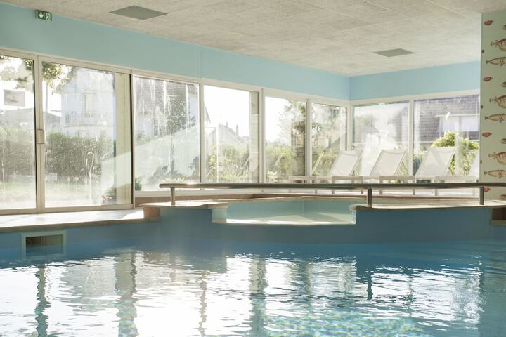 Pool 43 of 85