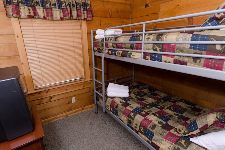 Room 3 of 33