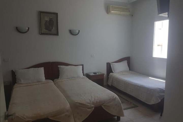 Room 3 of 17