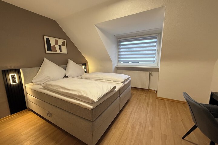 Room 10 of 21