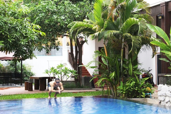 Pool 17 of 21