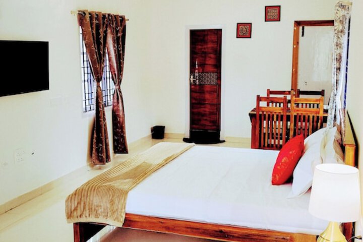 Room 5 of 19