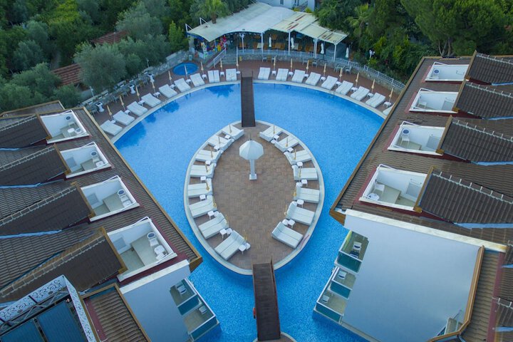 Hotel 133 of 135