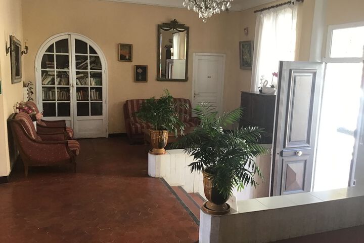 Hôtel L'ÎLOT FLEURI in Le Lavandou