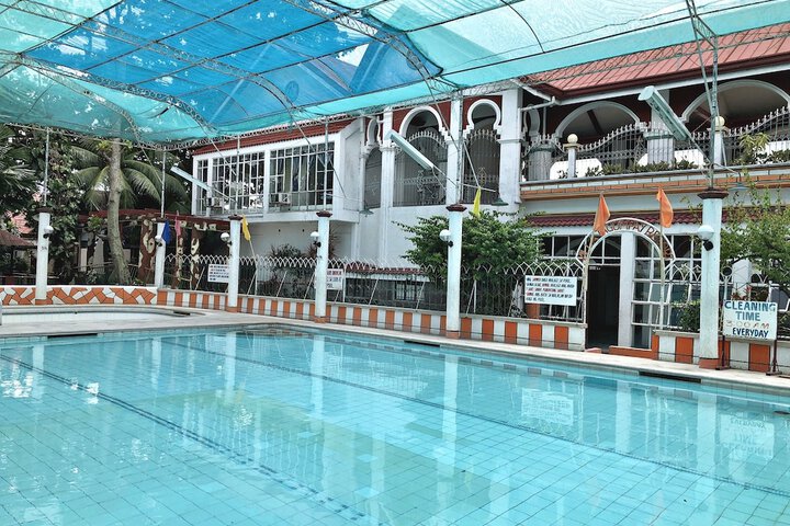 Pool 16 of 26