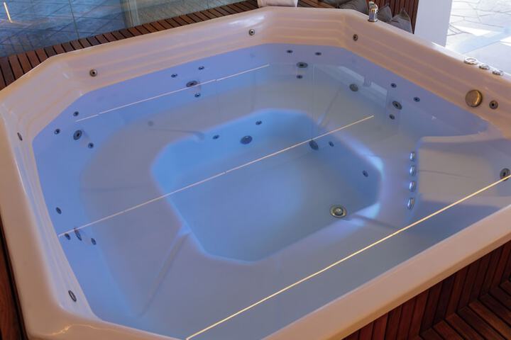 Relaxing Spa