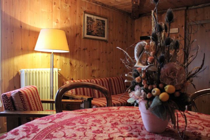 Room 18 of 79