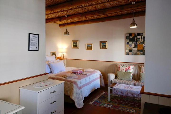 Room 5 of 14