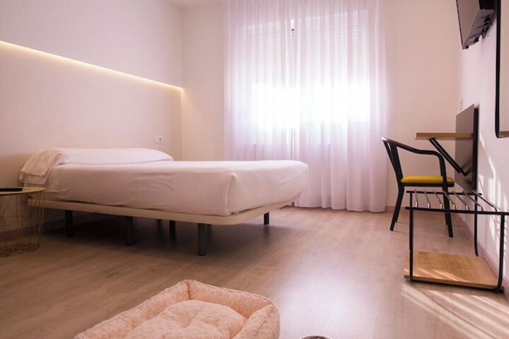 Room 20 of 38