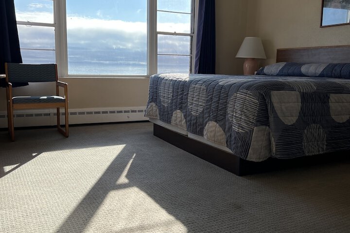 Room 26 of 75