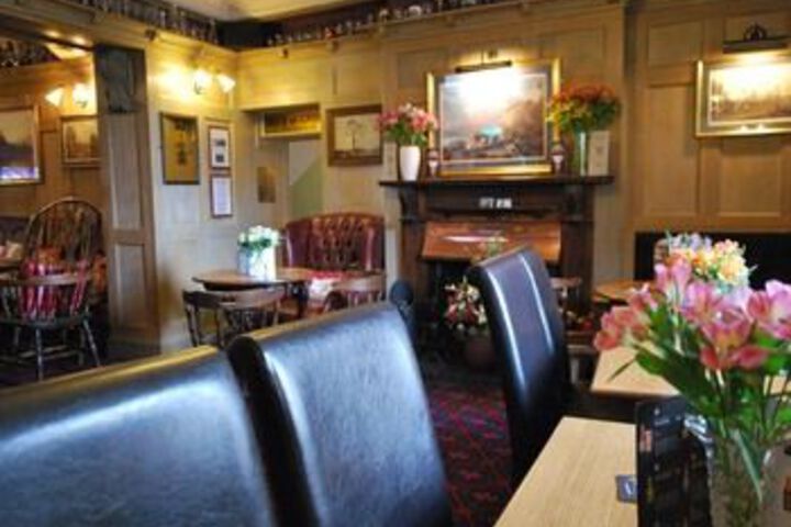 Hotel Bar