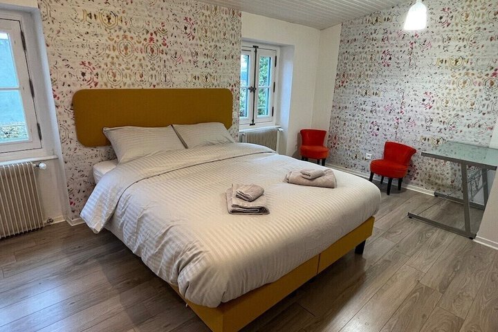Room 10 of 47