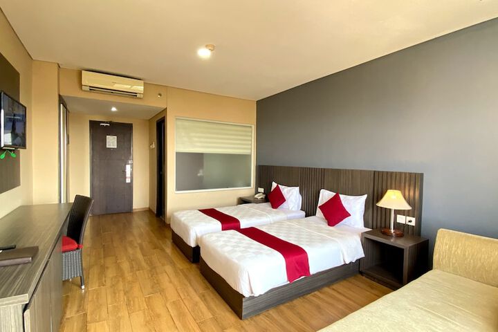 Room 14 of 39