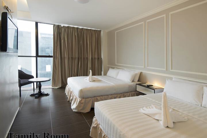 Room 11 of 31
