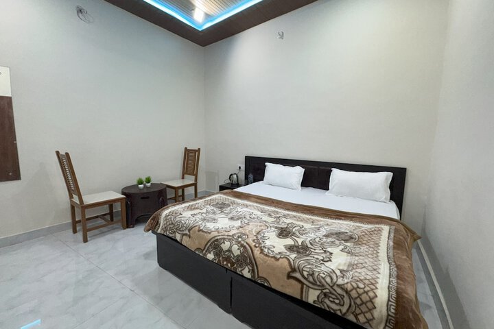 Room 5 of 39