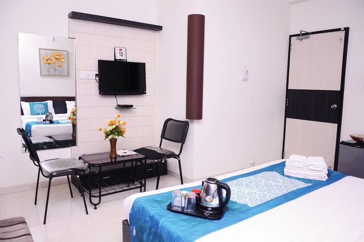 Room 8 of 54