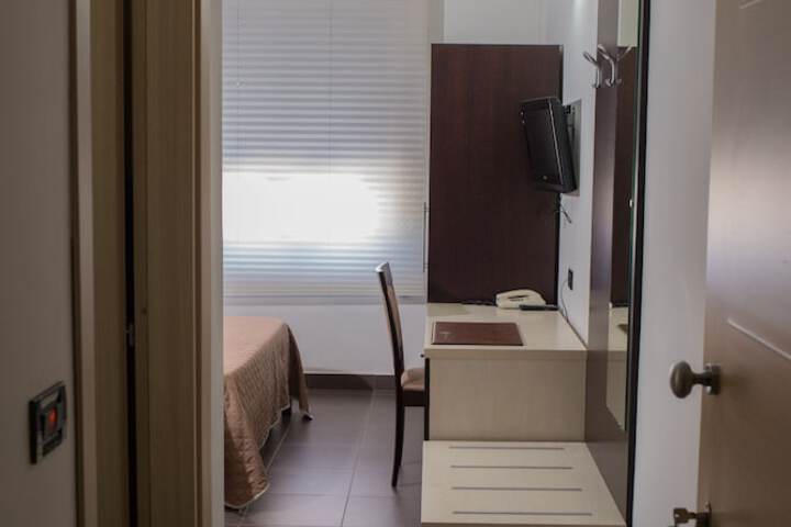 Room 11 of 61