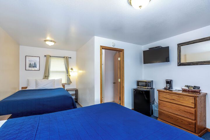 Room 13 of 30