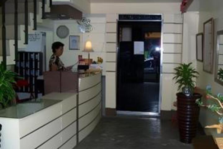 Gie Gardens Hotel