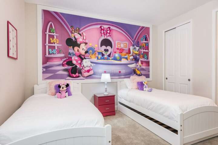 Room 9 of 60