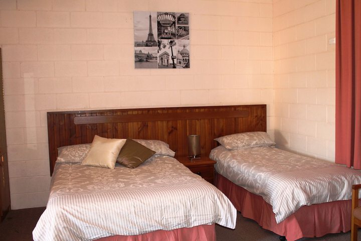 Room 8 of 20