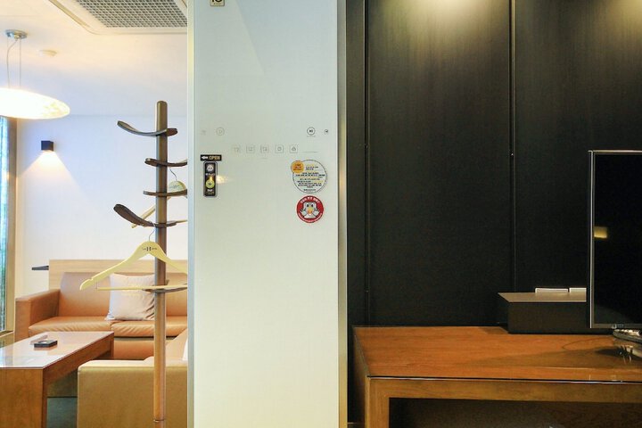 Room 18 of 47