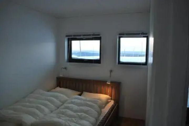 Room 3 of 9