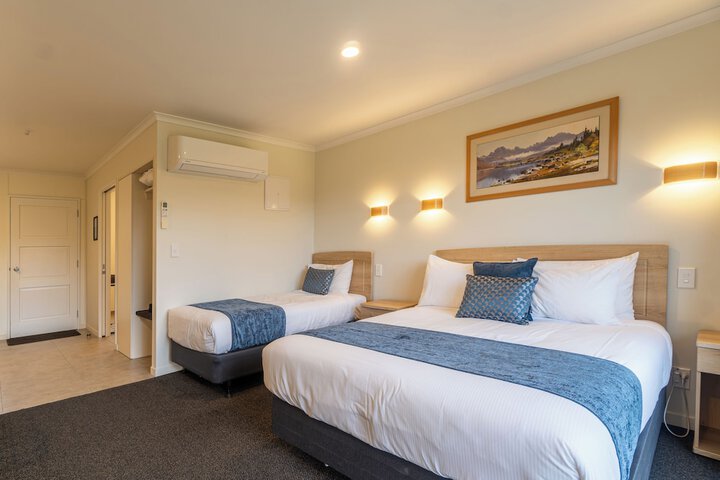 Room 29 of 170