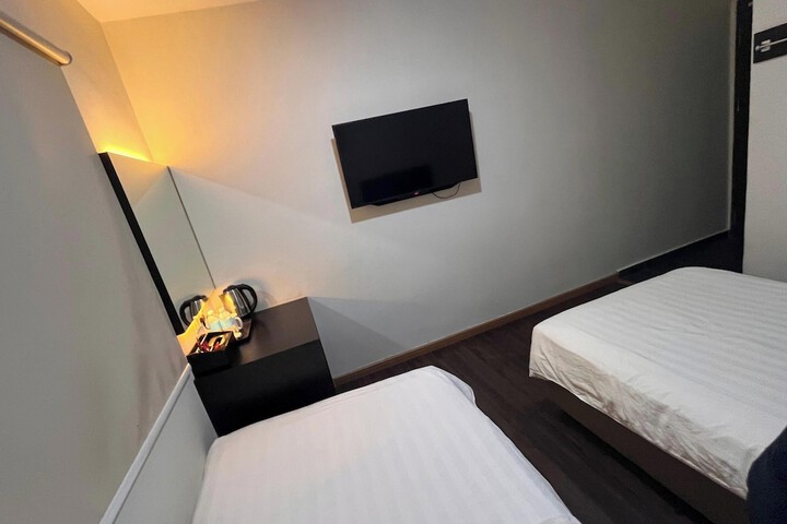 Room 26 of 88