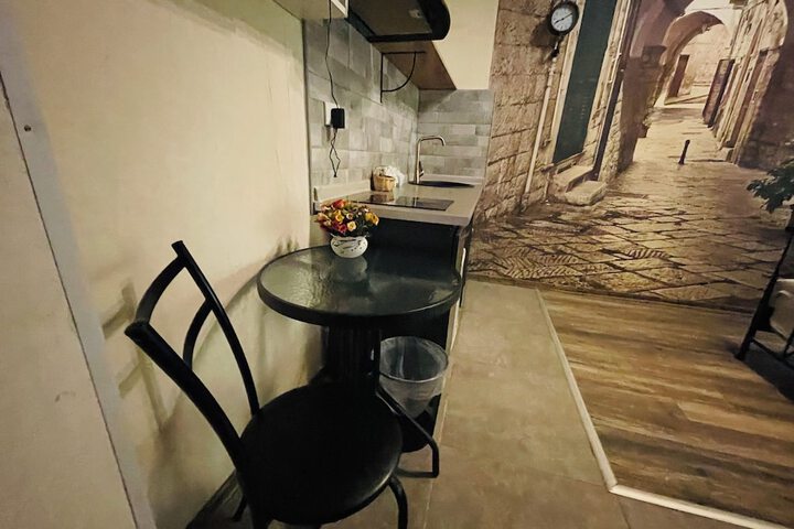 Room 58 of 120