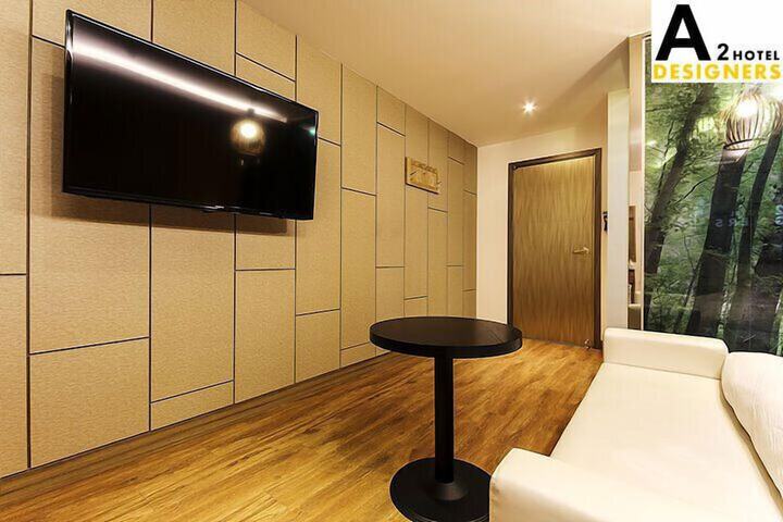 Room 34 of 43