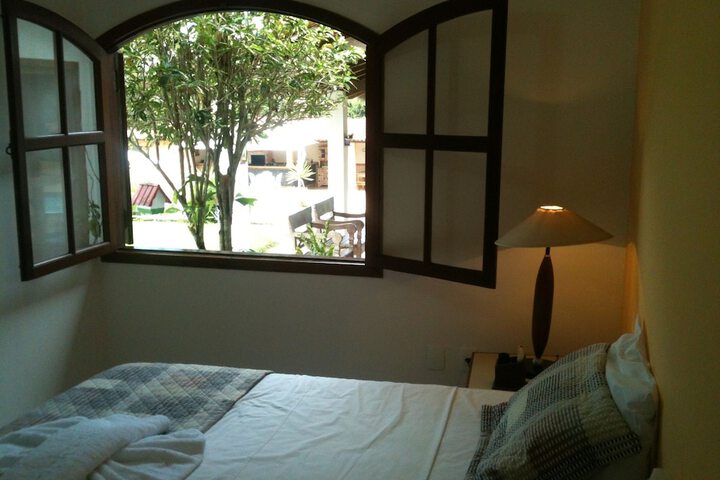 Room 37 of 62