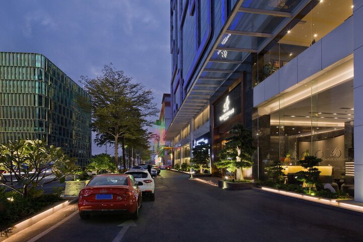 Hotel 62 of 63