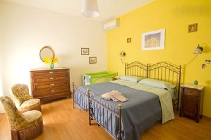 Room 15 of 61