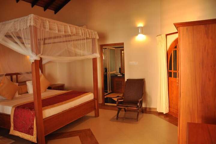 Room 1 of 1