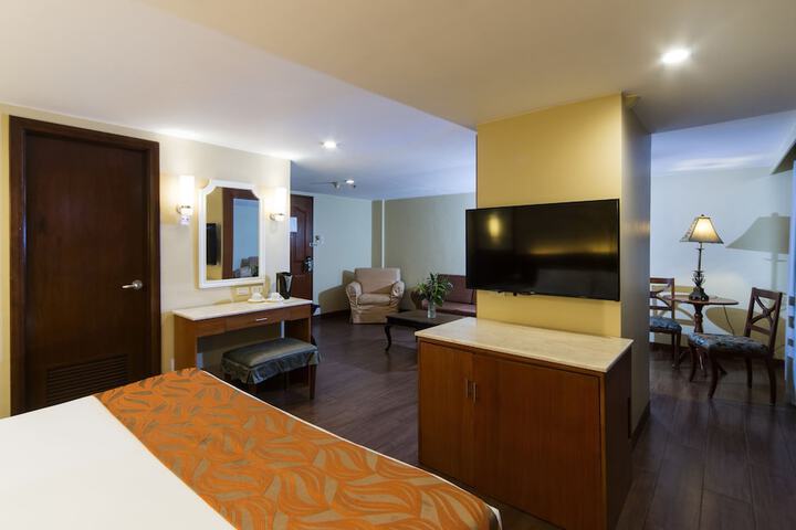 Room 7 of 23