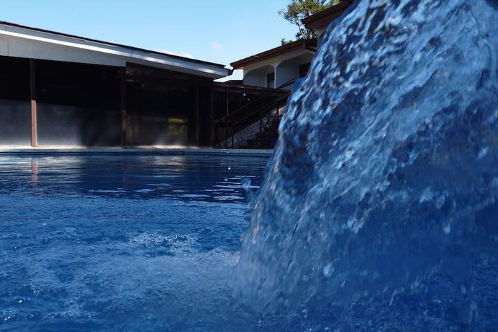 Pools & Facilities