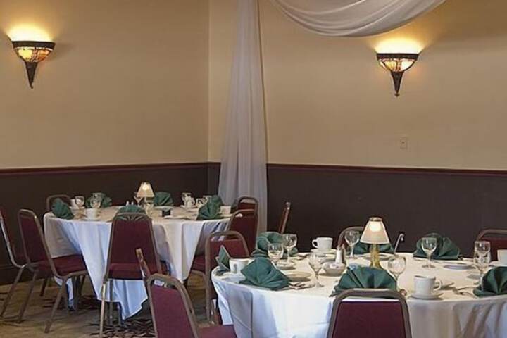 Banquet hall