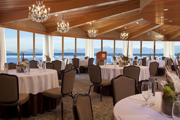 Banquet hall