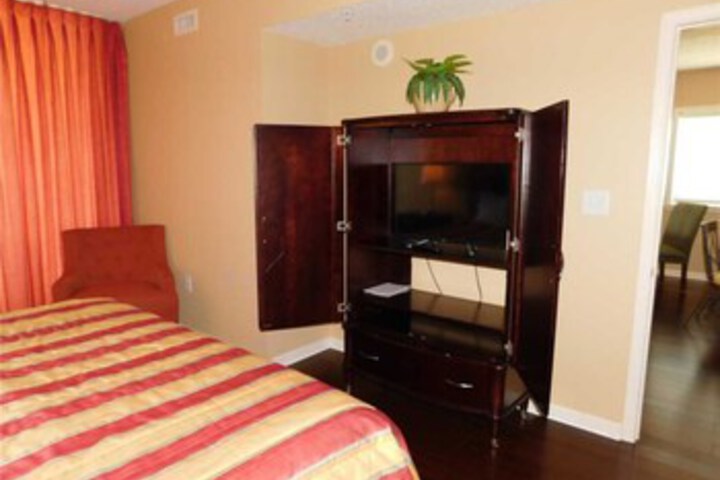 Room 9 of 25