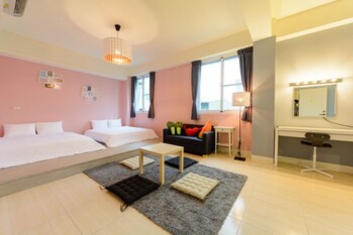 Room 15 of 43