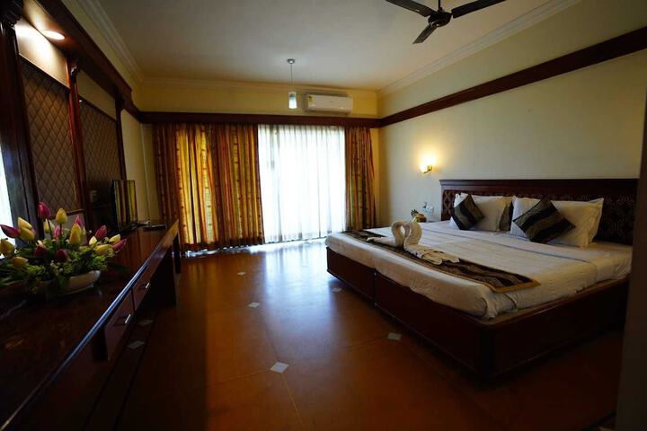 Room 12 of 45
