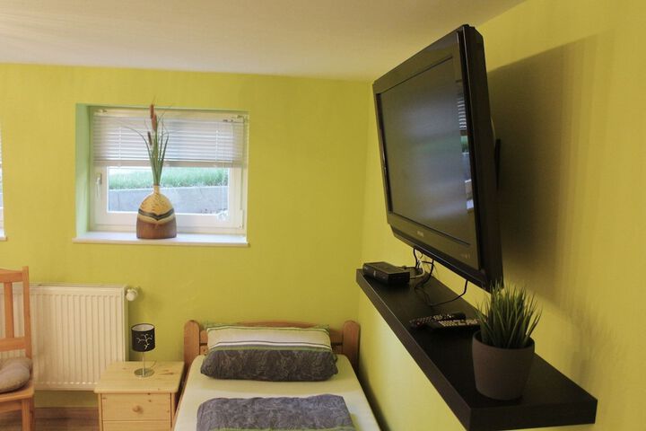 Room 5 of 21