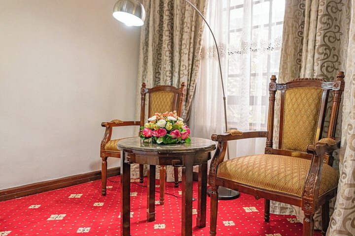 Room 28 of 50