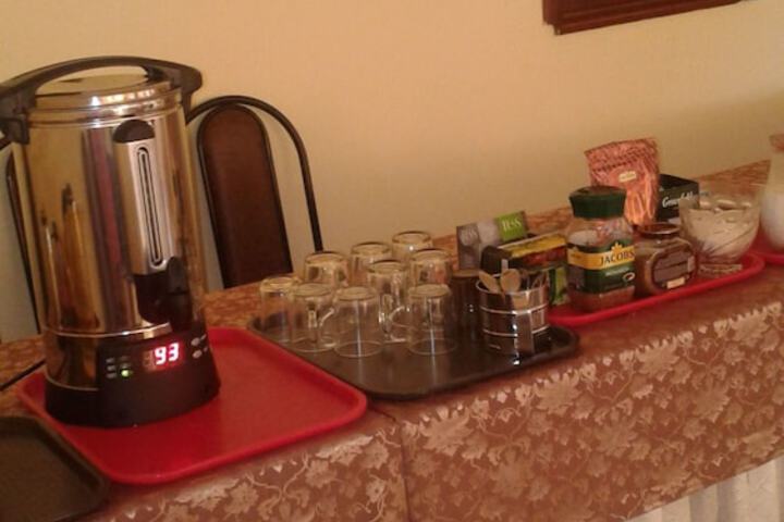Breakfast/Coffee Service 27 of 47
