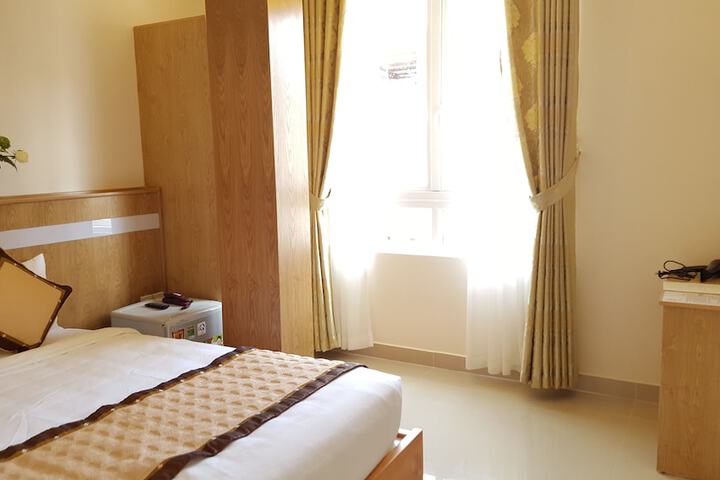 Room 13 of 44